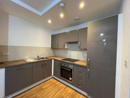 Stretford Road, Manchester, M15 - Photo 4