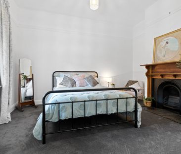 24 Leslie Street - Photo 5