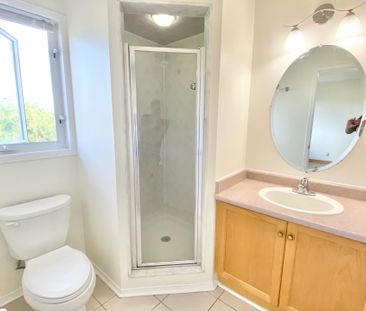 For Lease - 53 Silver Stream Avenue, Richmond Hill, Ontario - Photo 2