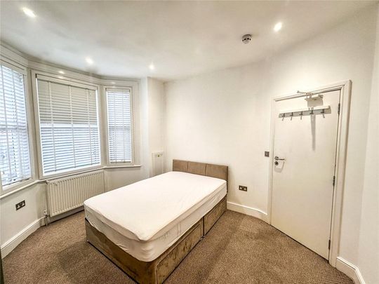 6 bedroom house share to rent - Photo 1