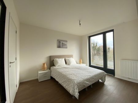 Beautiful 1-bedroom apartment with a terrace in a new building - Foto 2