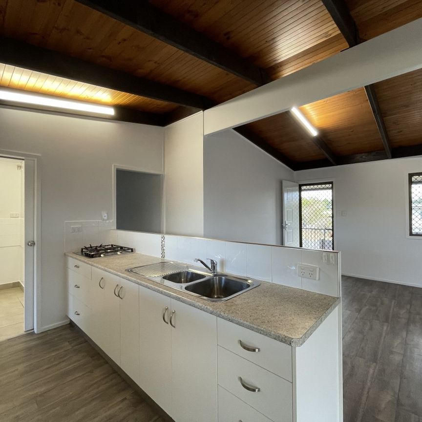 Renovated home in beach community - Photo 1