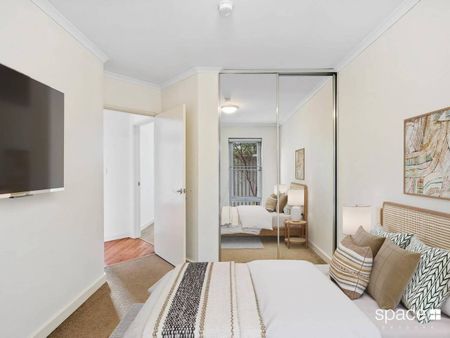 Life in Erskine - Photo 2