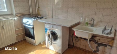 Inchiriez 2 camere Tineretului 380 Eur - Photo 3