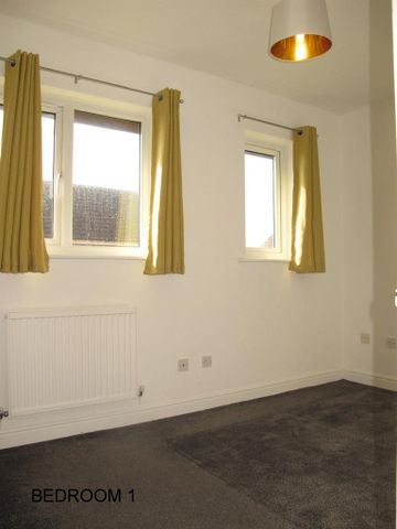 2 bedroom end of terrace house to rent - Photo 4