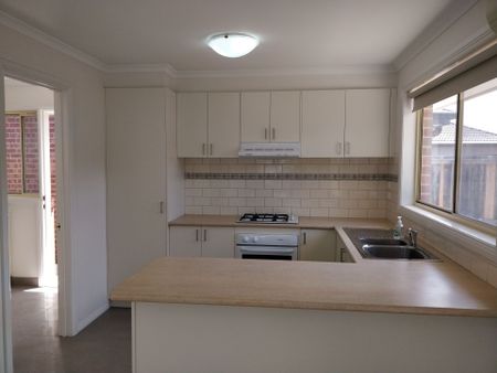 1/58 Apex Avenue, Belmont, VIC 3216 - Photo 2