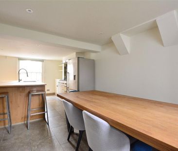 3 bedroom end of terrace house to rent - Photo 3