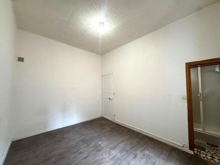 Location Appartement 3 pièces 66m² - Photo 2