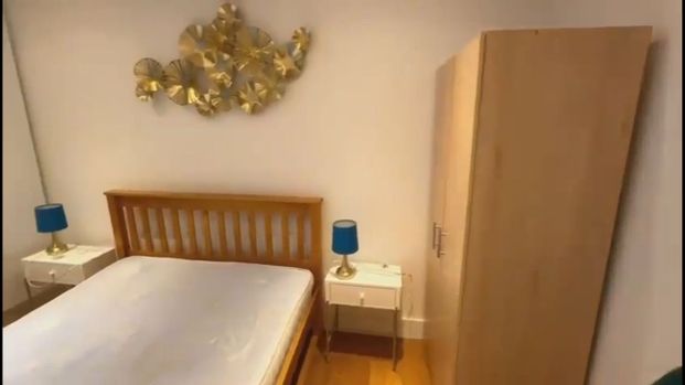 1 Bed Flat, Umberston Street, E1 - Photo 1