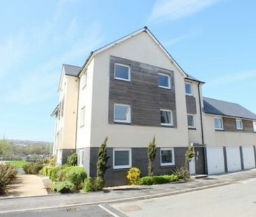 Flat to rent on - Photo 3