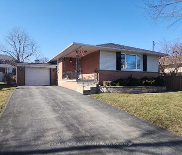 Detached Home For Lease | W8146274 - Photo 1