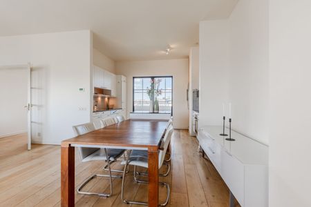 Appartement te koop: Joh.M. Coenenstraat 60 1071 WH Amsterdam - Photo 2