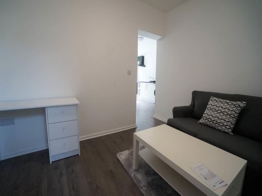 Apartment 2, 55 High Street - Photo 1
