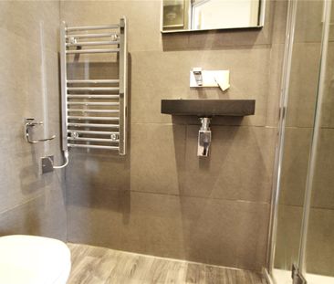 property to rent Hewlett Road, Cheltenham, Gloucestershire, GL52 - Photo 4