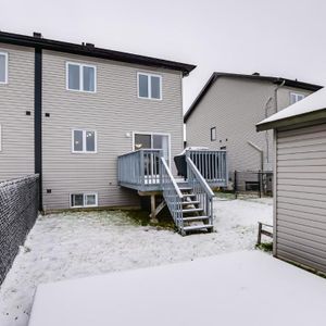 Logement maison 5 et demi : 2 550$ / mois Libre maintenant - Photo 2