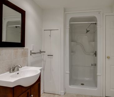 For Lease - 5 Penzance Drive Unit# Bsmt, Toronto, Ontario - Photo 4