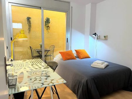 Rambla de la Muntanya, Barcelona, Catalonia 08041 - Photo 5