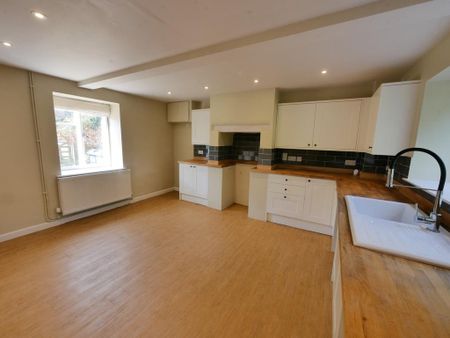 3 bedroom detached house to rent - Photo 5