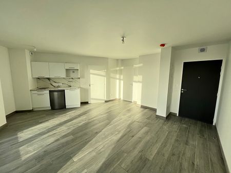 Location Appartement 2 pièces 47m² - Photo 4