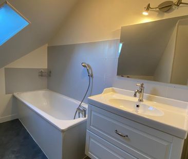 Location Appartement 3 pièces 58m² CHERBOURG-EN-COTENTIN 50100 - Photo 4