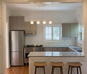 2 Cooleena Road, Elanora Heights NSW 2101 - House For Rent | Domain - Photo 5