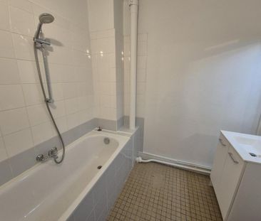 Location Appartement 4 pièces 71m² VILLERS LES NANCY 54600 - Photo 3