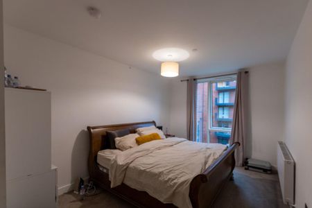 3 bedroom apartment to rent - Photo 2