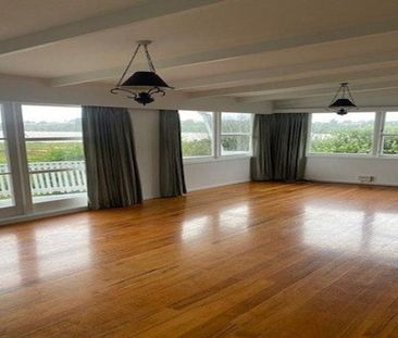 Large Family Home with Room for the Grandparents - Photo 6