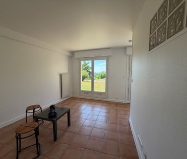 Location Appartement 1 pièce 25m² CHENNEVIERES SUR MARNE 94430 - Photo 1