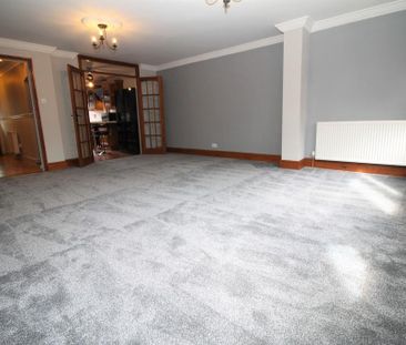 3 bedroom semi-detached house to rent - Photo 3