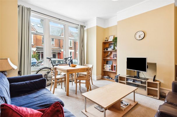 Lynn Road, Balham, SW12, London - Photo 1