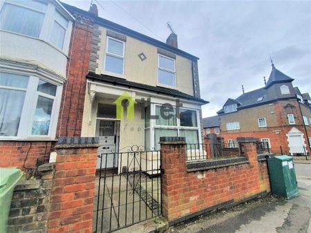 1 bedroom in a house share to rent - Photo 5