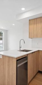 The Beaumont Shaughnessy - Refined Rentals - 1 & 1 Bedroom & Den - Photo 3