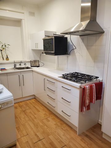 Oaklands Park - Photo 3