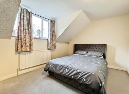 3 bedroom terraced house to rent - Photo 2