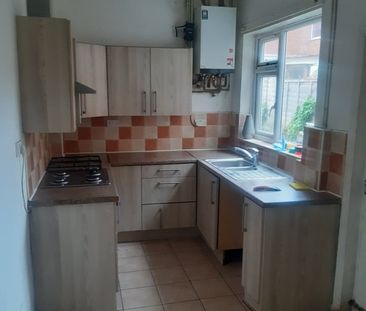 2 Bed Terraced House, Gipsy Lane, LE4 - Photo 1