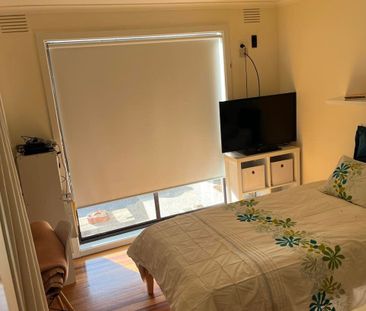 Sunshine West - Photo 3