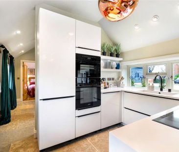 1 bedroom detached house to rent - Photo 1