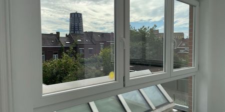 Appartement te huur in Montignies-sur-Sambre voor € 800 met 2 slaapkamers - Foto 4