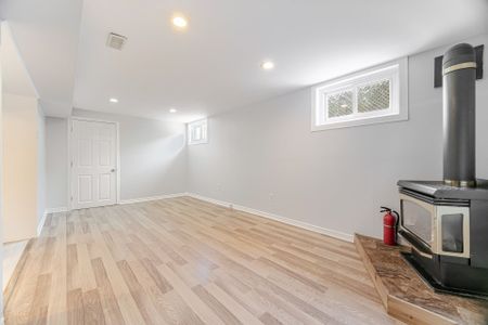 For Lease - 319 Grantham Avenue Unit# Lower, St. Catharines, Ontario - Photo 3