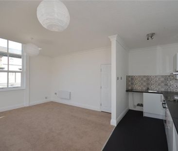 1 bedroom property to rent - Photo 1