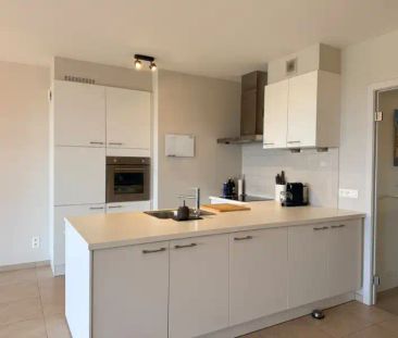 Mooi 2-slaapkamer appartement met prachtig uitzicht! - Photo 4