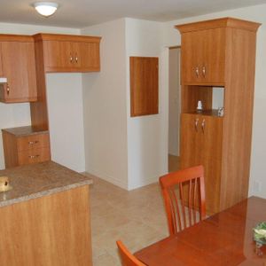 Grand 4 1/2 à louer à St-Hyacinthe - Photo 2