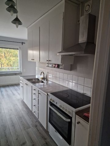 Södertälje - 3rok - 5mån - 9.200kr/mån - Foto 2