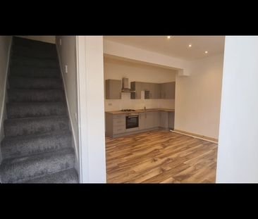 1 Bed Terraced House, Paradise Grove, LS18 - Photo 1