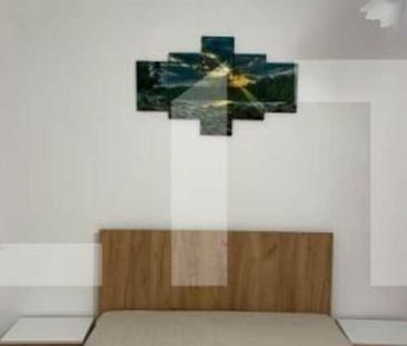 Apartament 2 camere, curte cu foisor+camera, 2 locuri parcare, zona Electroputere Mall - Photo 2