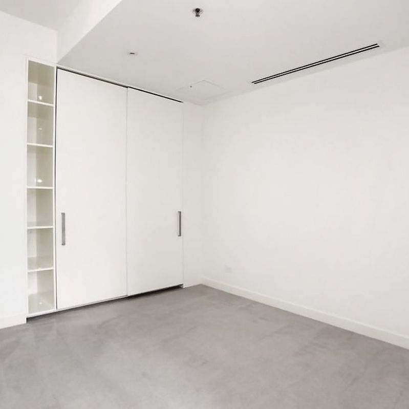 202/3 Clara Street, South Yarra - Photo 1