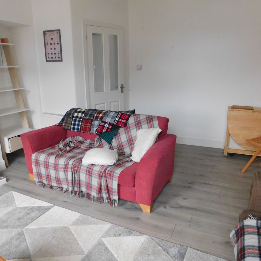 Sighthill Gardens, Edinburgh, EH11 4PL - Photo 1