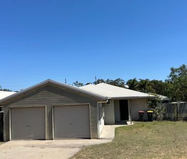 *4-Bedroom Family Home for Rent in Moranbah, QLD** - Photo 6
