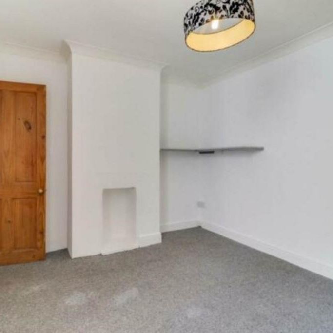 2 bedroom house to rent - Photo 1